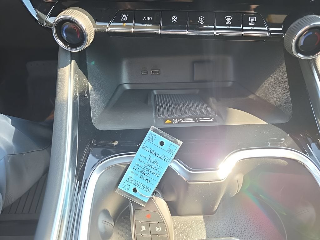 2026 Chevrolet Traverse LT