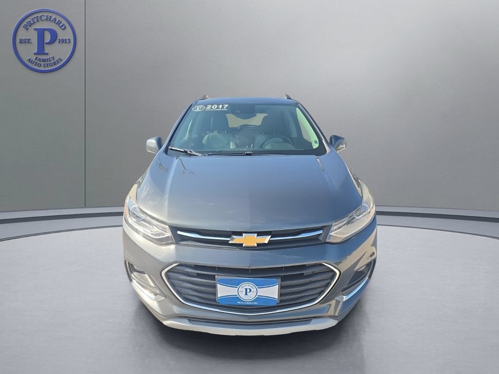 Used 2017 Chevrolet Trax Premier with VIN 3GNCJRSB8HL153079 for sale in Forest City, IA