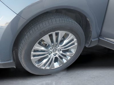2024 Toyota Venza LE
