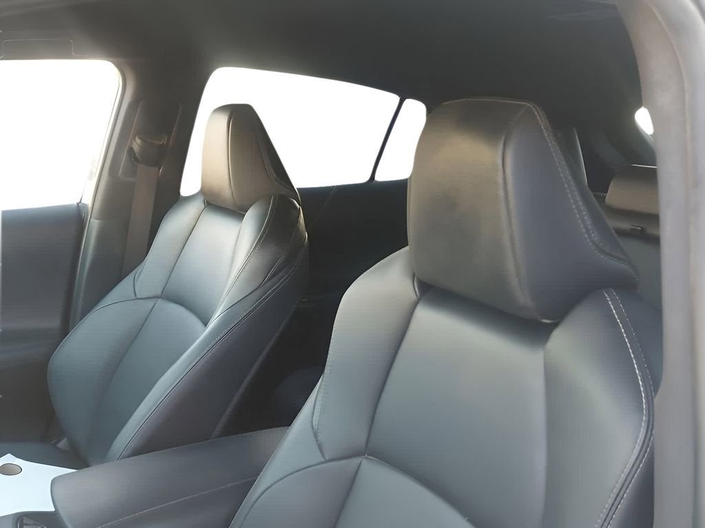 2024 Toyota Venza LE